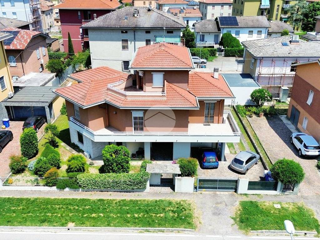 Villa a Colorno in Via Bottego, 3 - Foto 2