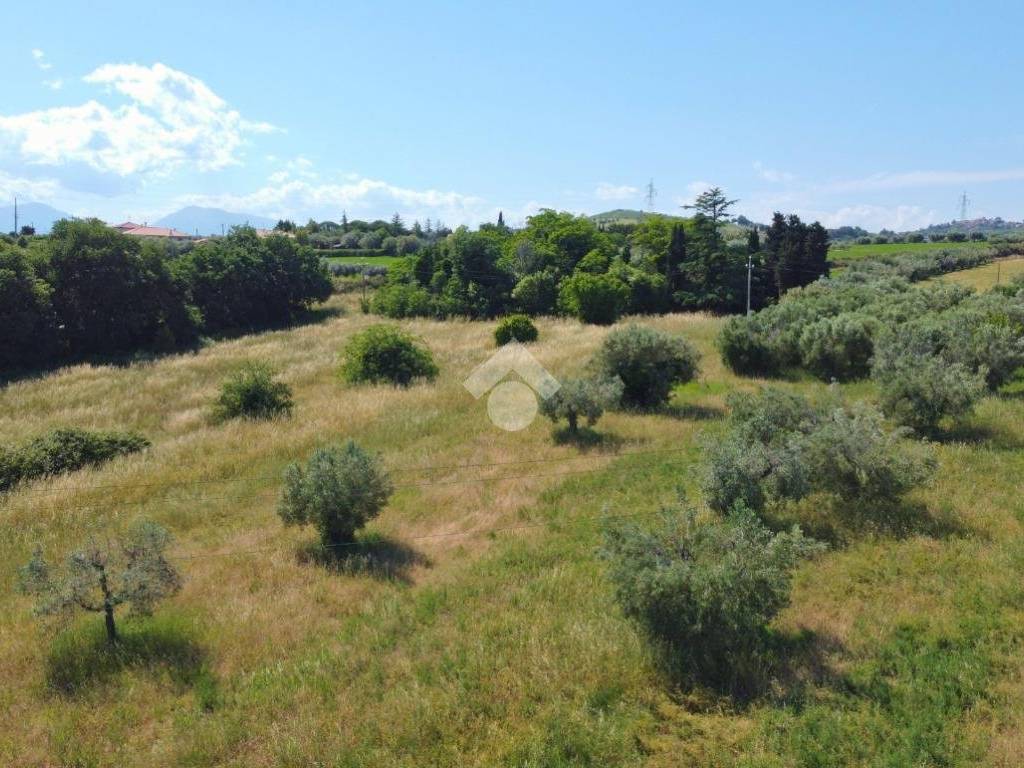 Terreno a Giulianova in Via Per Mosciano - Foto 4