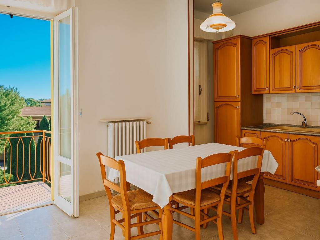 Appartamento a Jesi in Via Lorenzo e Jacopo Salimbeni, 22 - Foto 2