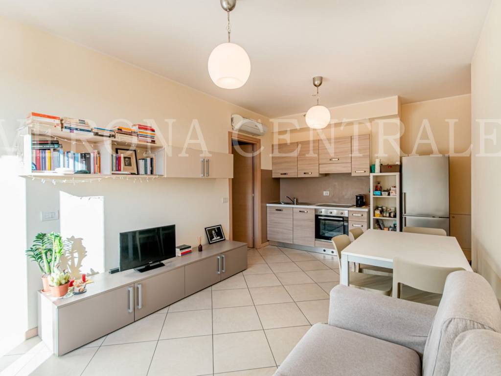 Appartamento a Verona in Via Carlo Belviglieri - Foto 3