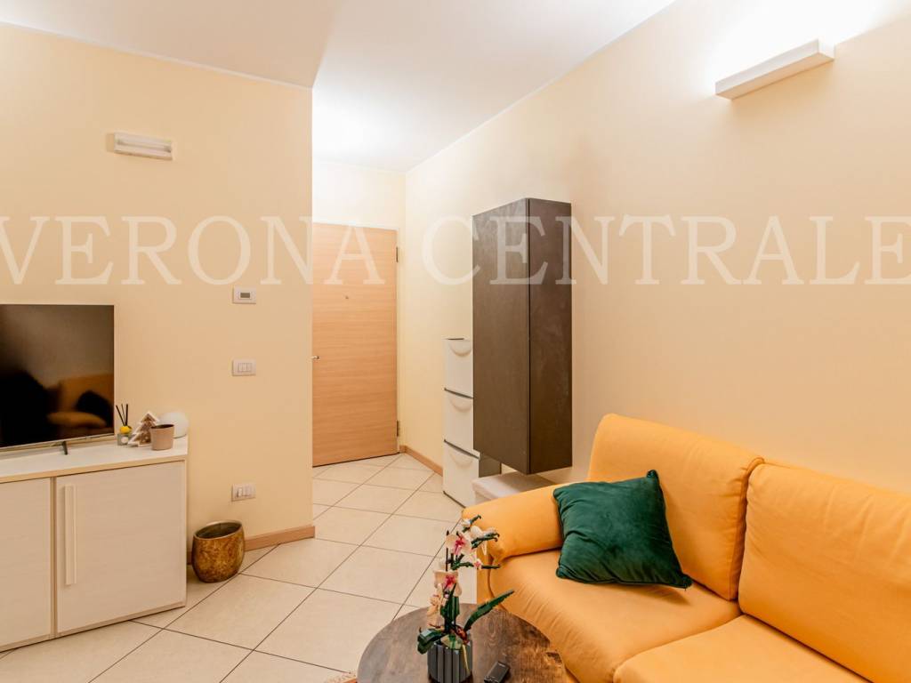 Appartamento a Verona in Via Carlo Belviglieri - Foto 2