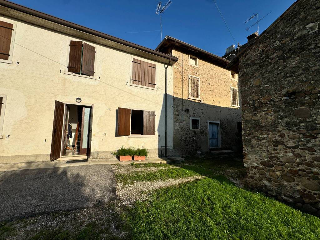 Casa indipendente a Bardolino in Via Ronchi - Foto 3