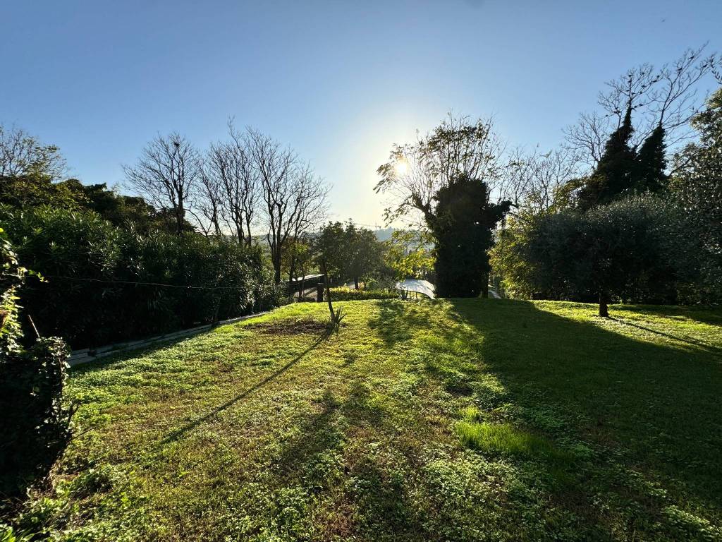 Casa indipendente a Bardolino in Via Ronchi - Foto 4