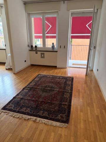 Appartamento a Parma in Via Camillo Rondani, 8 - Foto 2