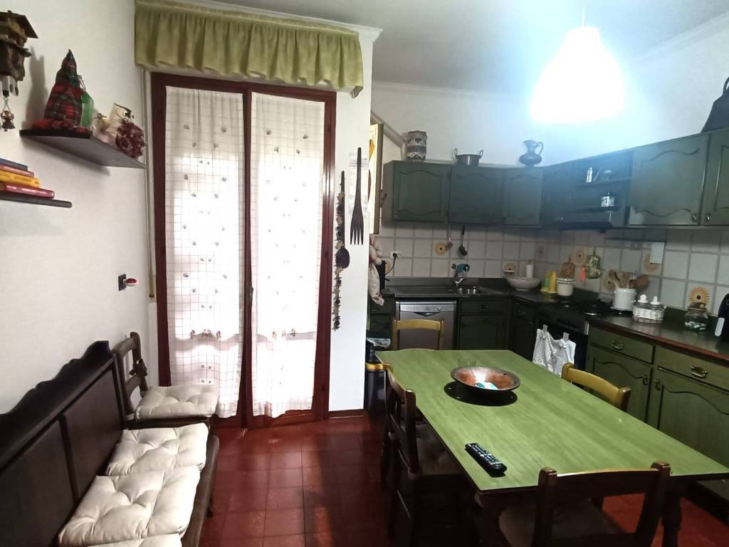 Appartamento a Prato in Via del Borgo a Santa Lucia, 25 - Foto 2