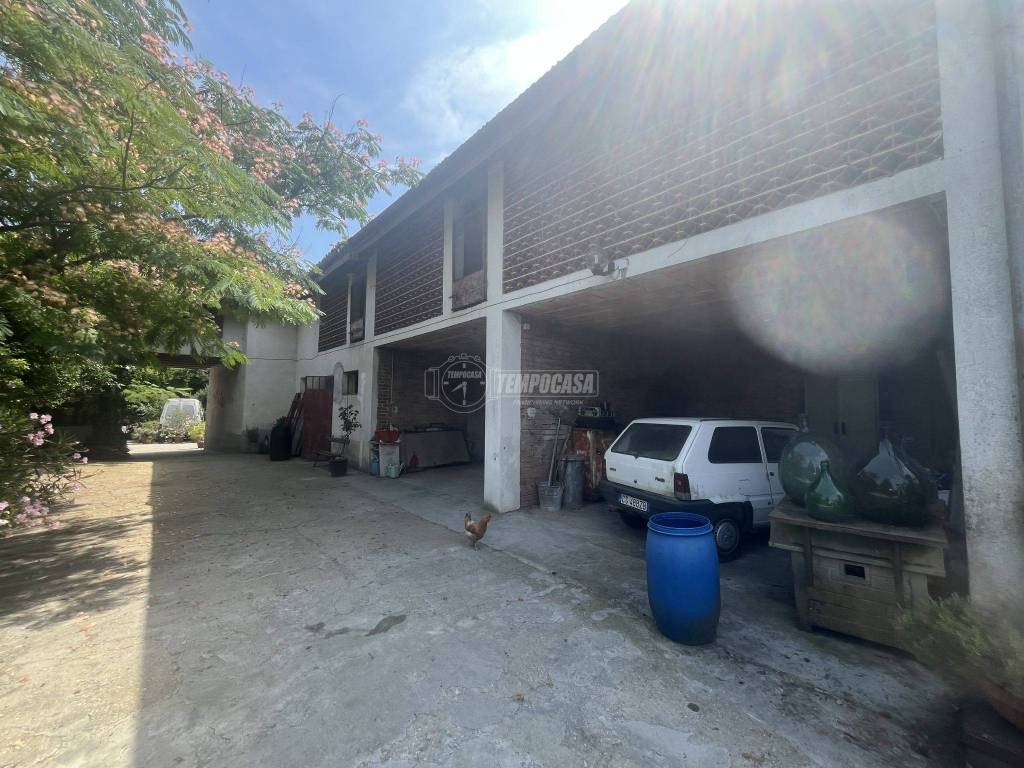 Casa indipendente a Asti in Località Vallarone 117 - Foto 3