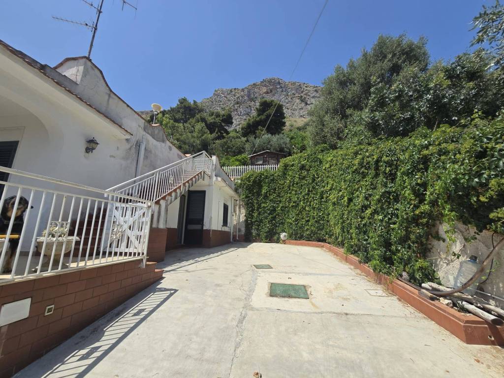 Villa a Carini in Via Argentina, 32 - Foto 3