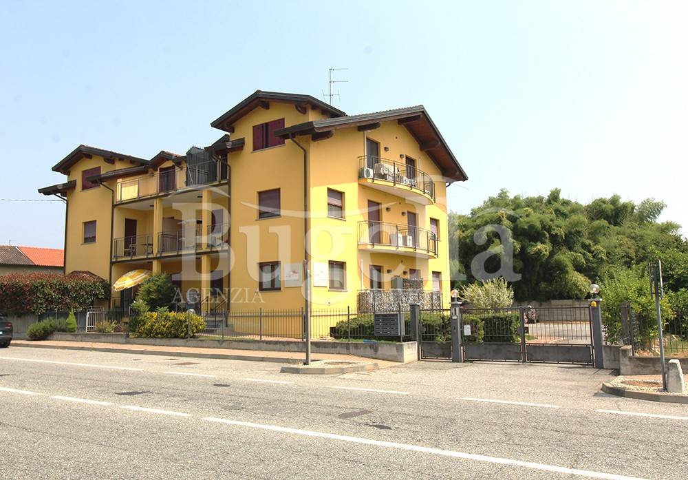 Appartamento a Cerrione in Via Papa Giovanni XXIII, 17 - Foto 2