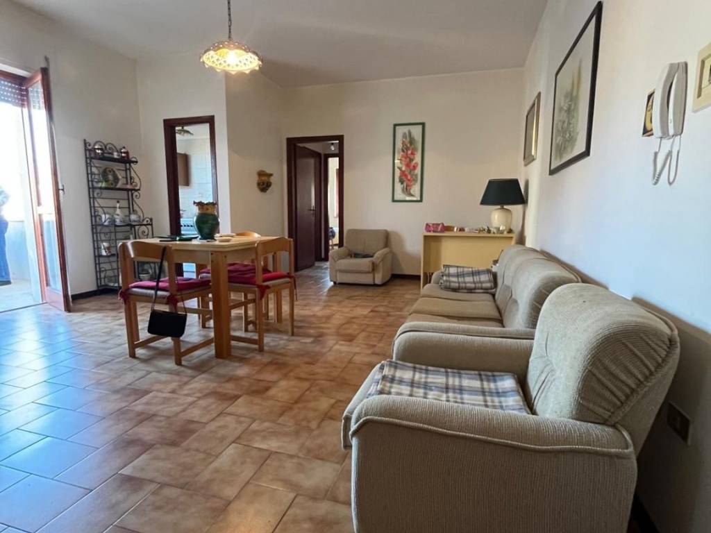 Appartamento a Vibo valentia in Via Tomarchiello, 1 - Foto 2