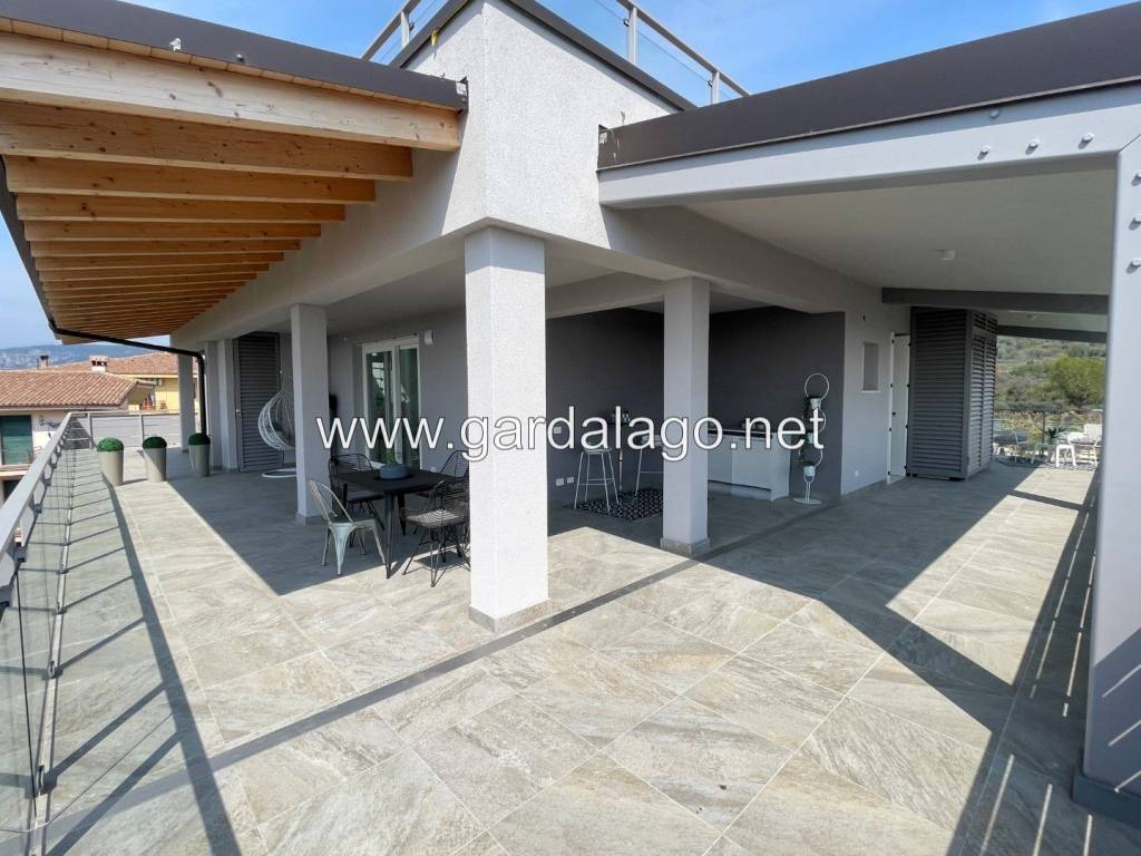 Attico / mansarda a Bardolino in Via San Colombano, 21 - Foto 3