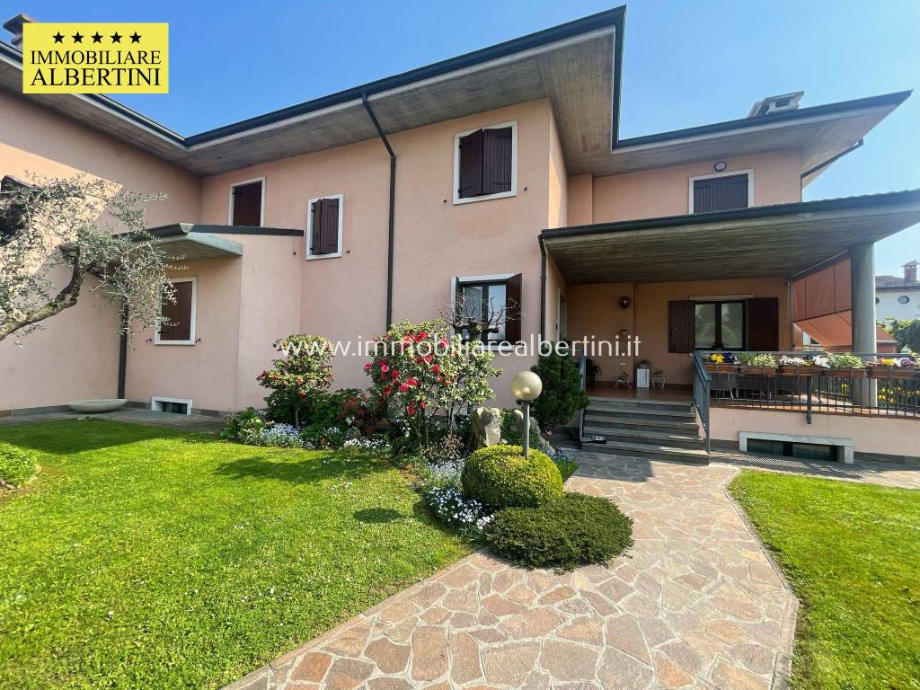 Villa a Sommacampagna in Via del Fante, 7 - Foto 2