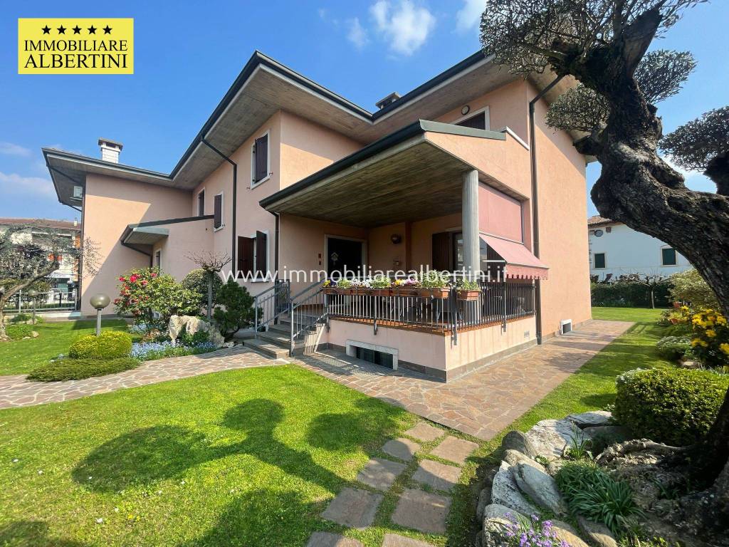 Villa a Sommacampagna in Via del Fante, 7 - Foto 4