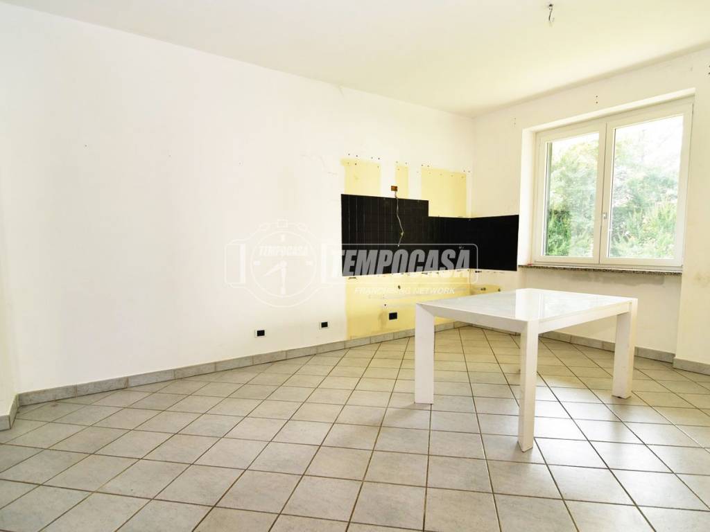 Appartamento a Brandizzo in Via F.LLI SUSSETTO - Foto 2