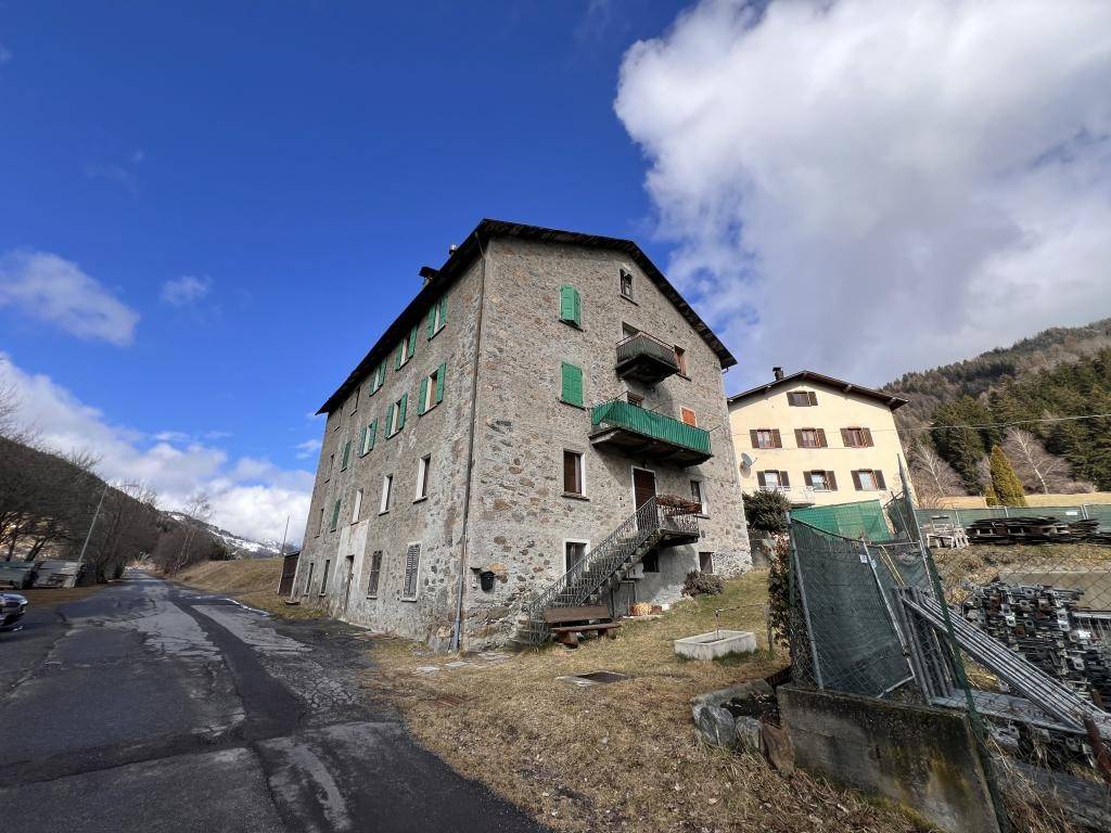 Appartamento a Valdisotto in Via Nazionale in Frazione Cepina, 7 - Foto 3
