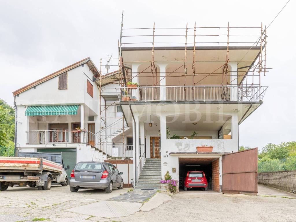 Casa indipendente a Pettenasco in Via Pratolungo, 33 - Foto 3
