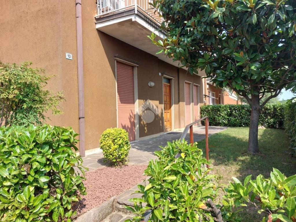 Appartamento a Peschiera del garda in Via Michelangelo, 13 - Foto 2