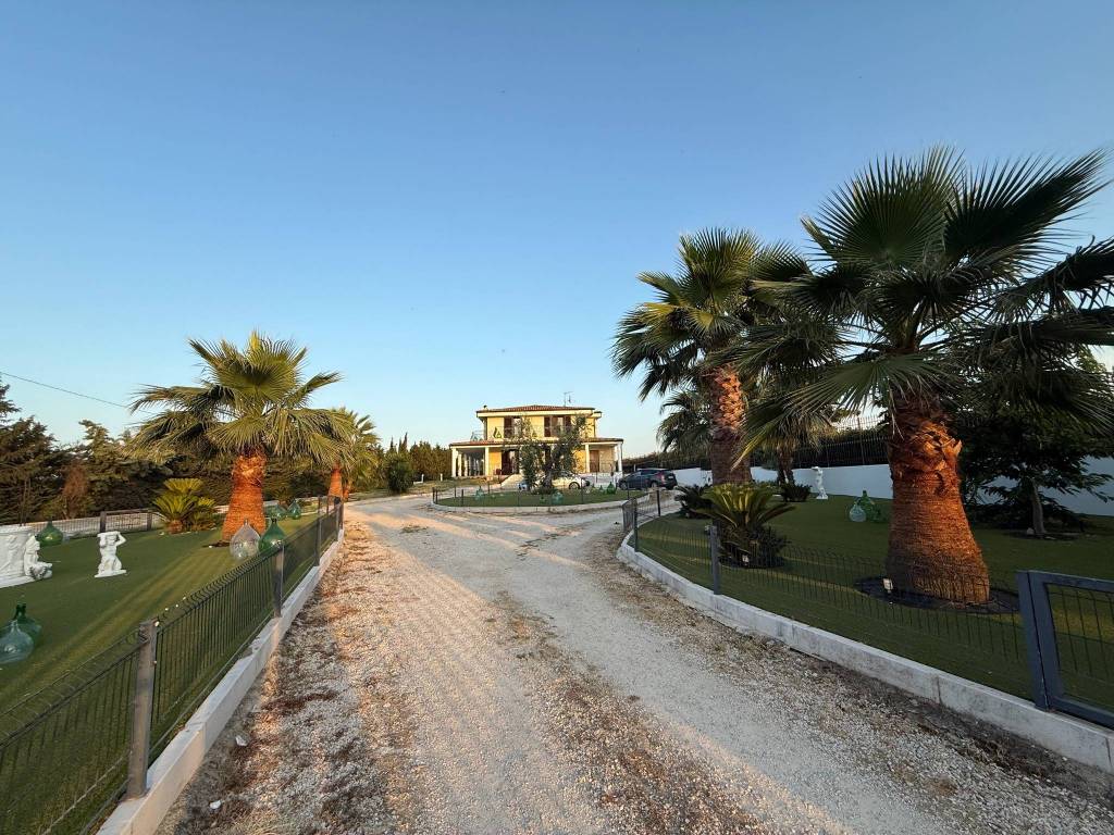 Villa a Cerignola in Via Torre Quarta - Foto 5