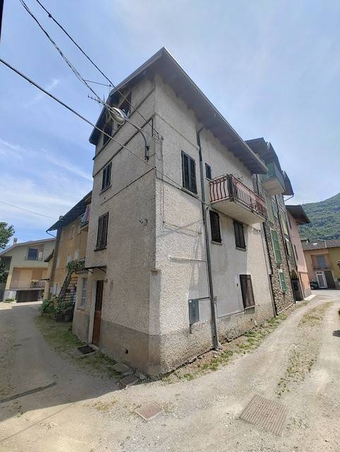 Casa indipendente a Cosio valtellino in Via Singella - Foto 2