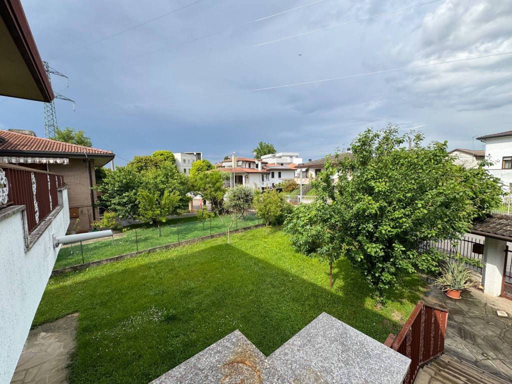 Villa a Abano terme in Via Unità d'Italia - Foto 3