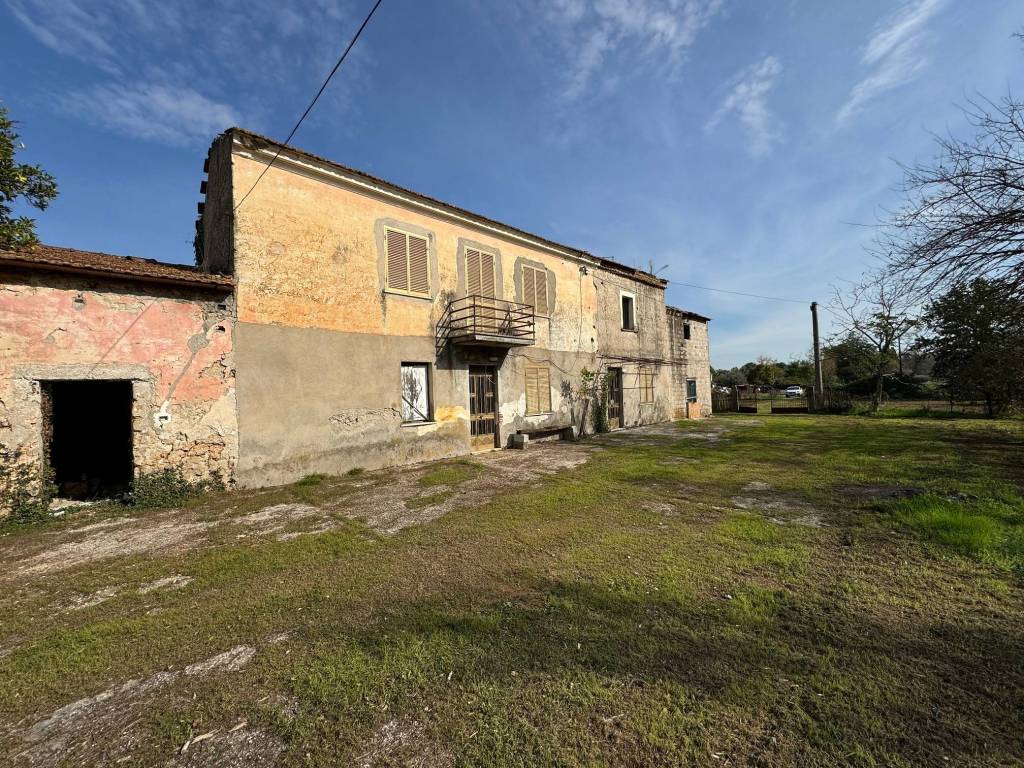 Rustico / casale a Castrocielo in Via Sterparelle - Foto 2