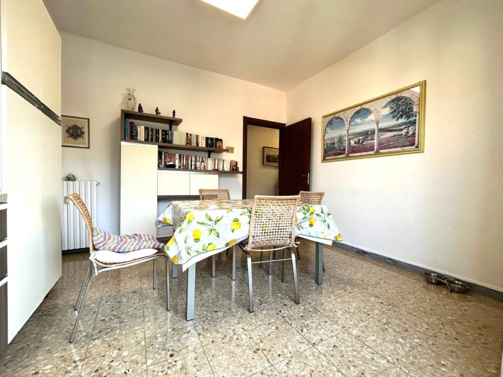 Appartamento a Vedano olona in Via Cristoforo Colombo, 2 - Foto 2