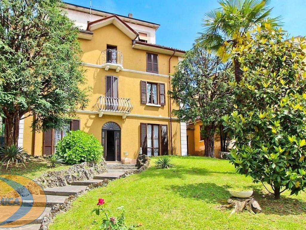 Villa a Barzanò in Via Garibaldi - Foto 2