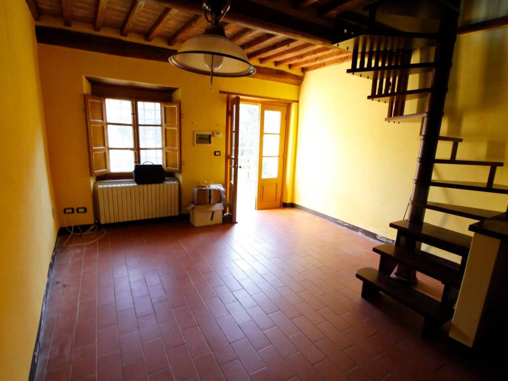 Casa indipendente a Lucca in Località Vicopelago - Foto 4
