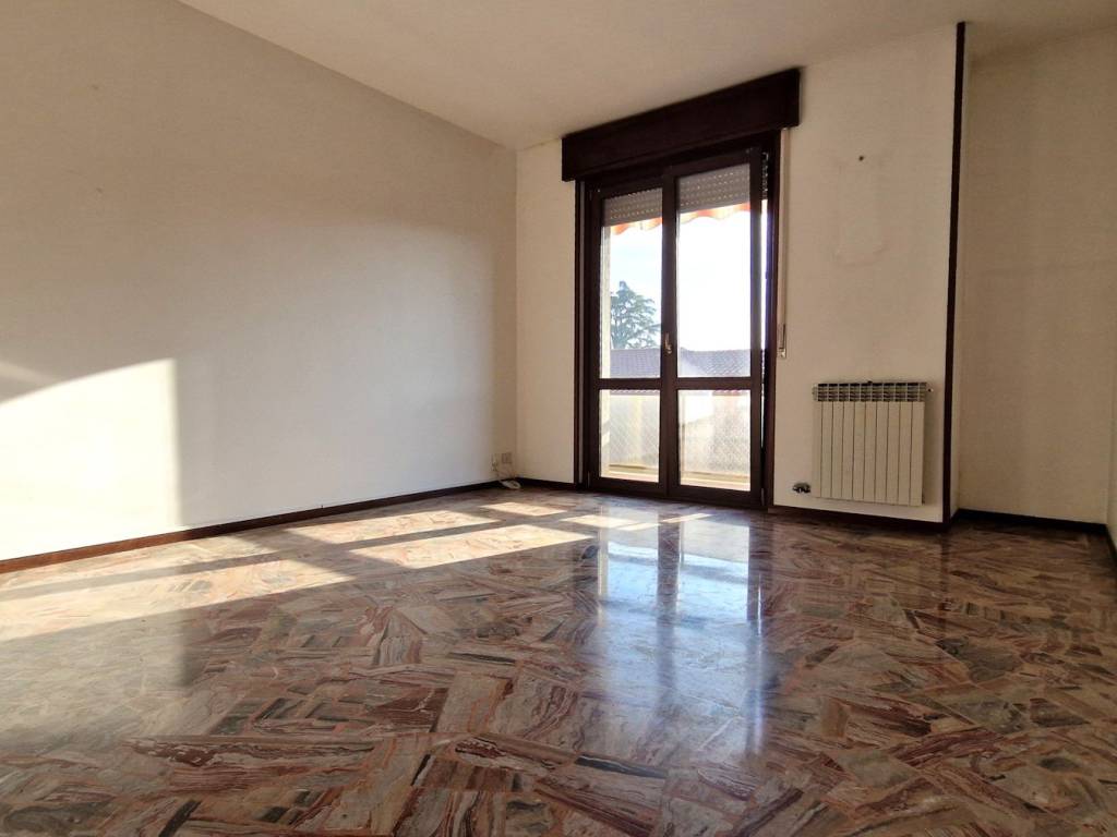 Appartamento a Tradate in Via Giuseppe Albini, 6 - Foto 5