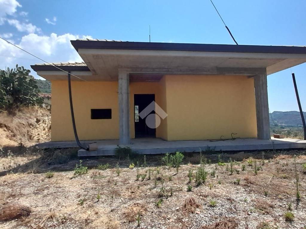 Villa a Alatri in Via Fontana Santo Stefano, 19 - Foto 4
