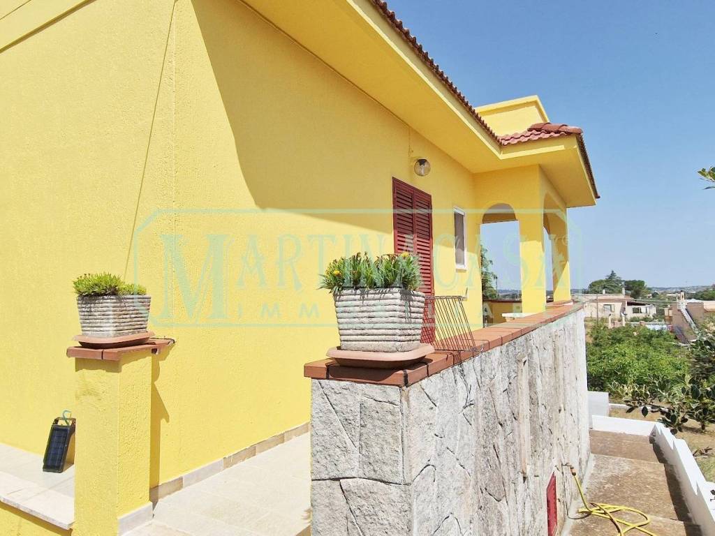 Villa a Martina franca in Strada Seppelanardo Zona D - Foto 2