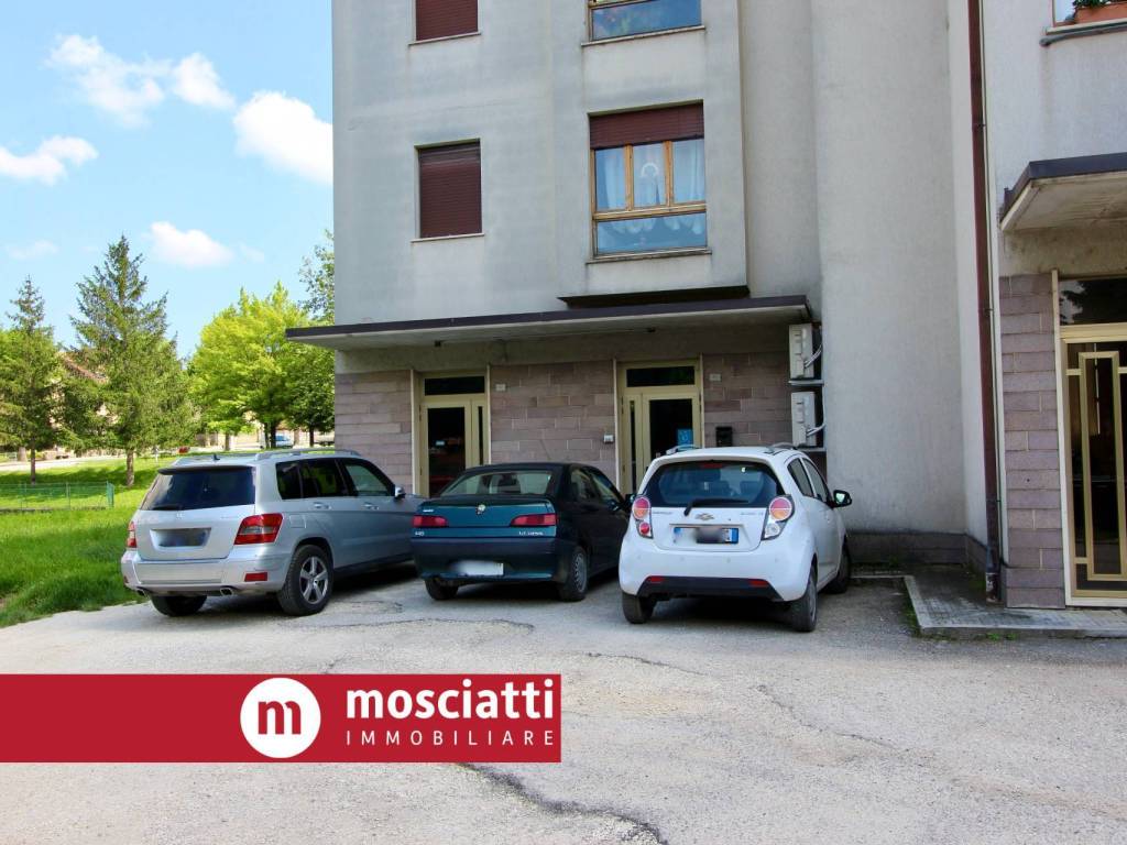 Immobile a Matelica in Via A. De Gasperi, 86 - Foto 3