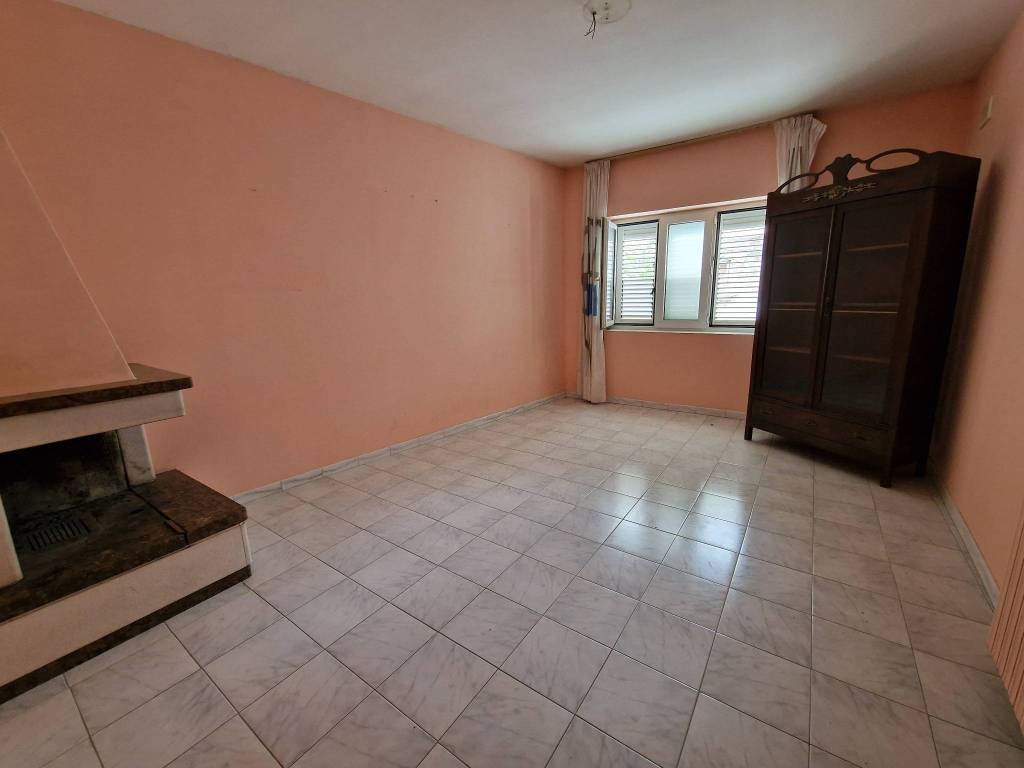 Appartamento a Solofra in Via Balsamo - Foto 3