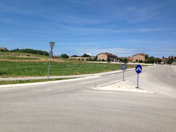 Terreno a Osimo in Via Luna Quinto, 11 - Foto 3