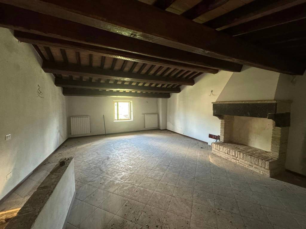Casa indipendente a Nocera umbra in Via Le Mura - Foto 2