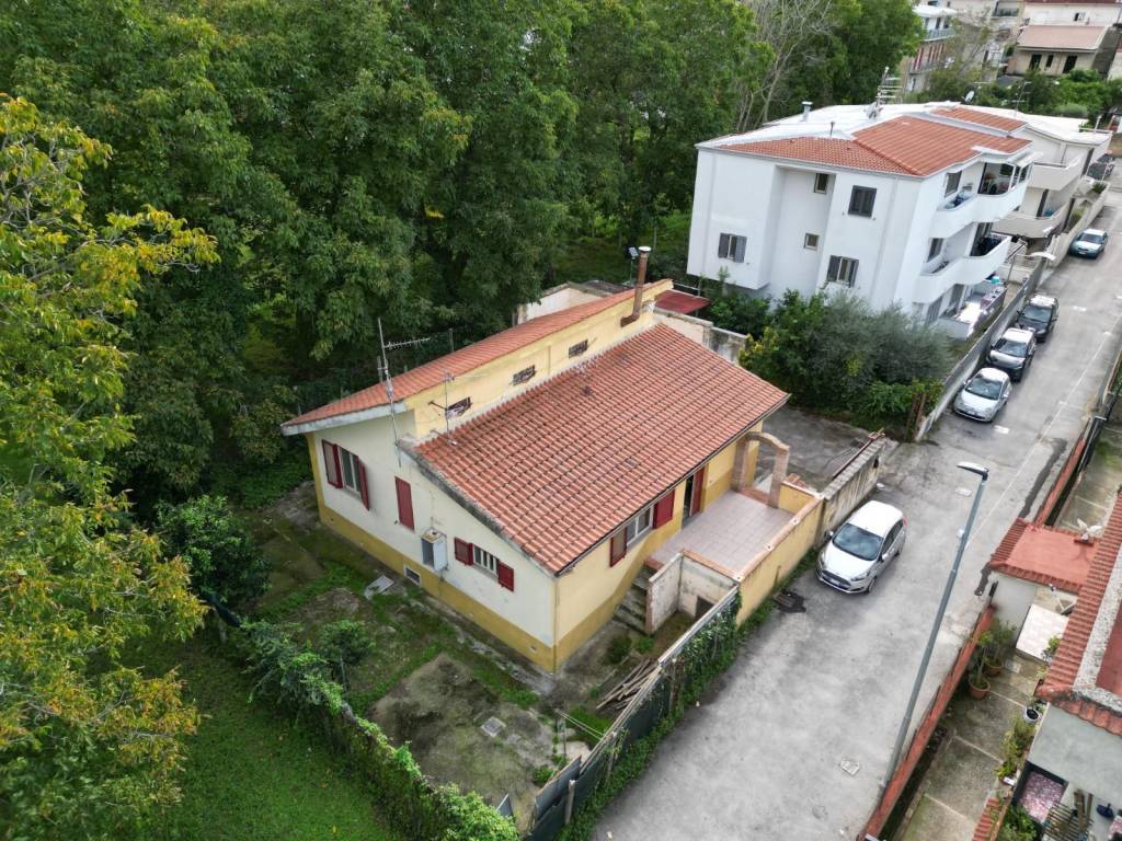 Villa a Arienzo in Via Feudo - Foto 2