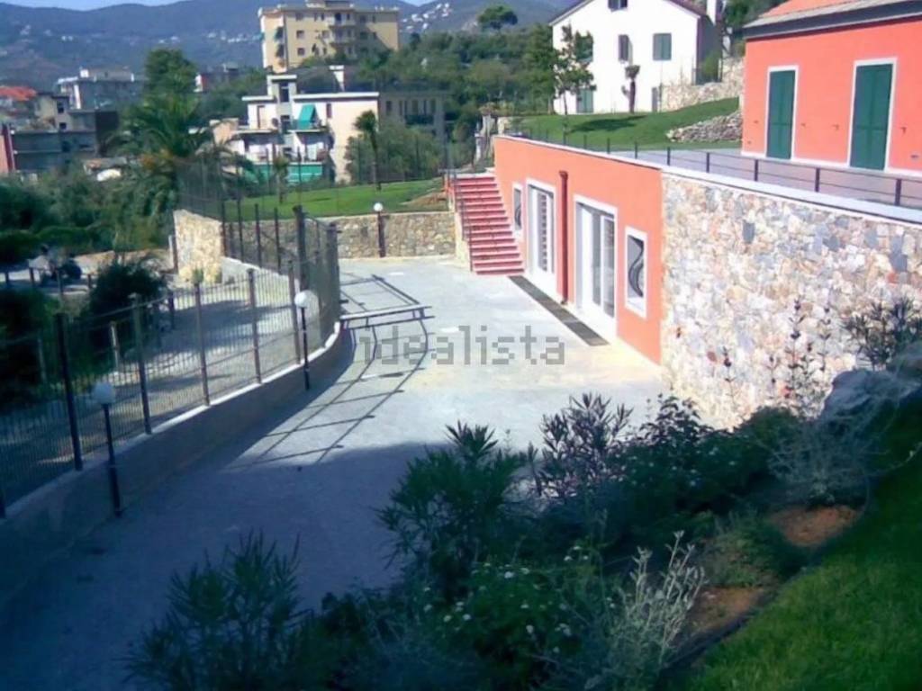Villa a Spotorno in Via Laiolo - Foto 2