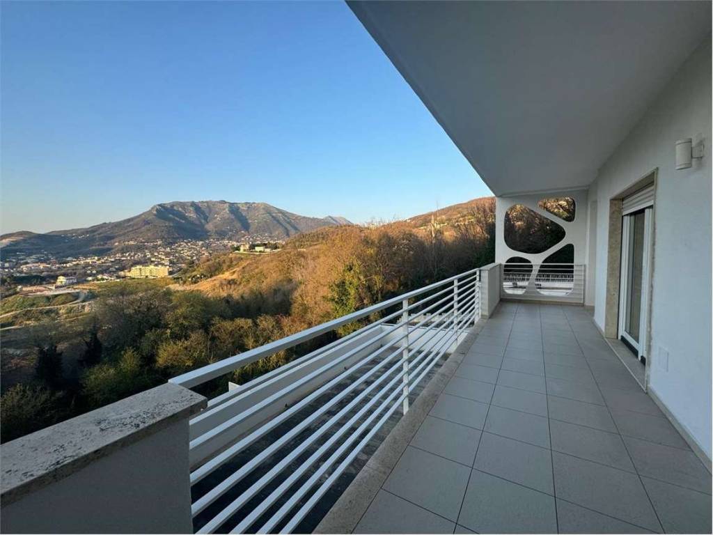 Appartamento a Salerno in via Panoramica, 25 - Foto 2