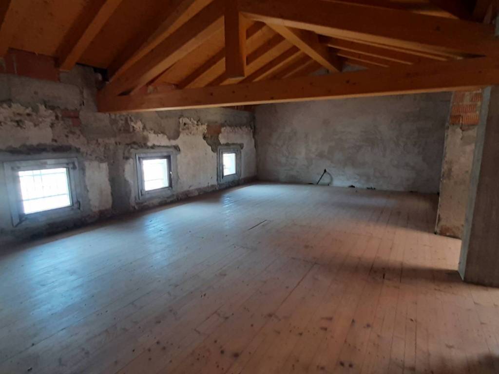 Casa indipendente a Pozzuolo del friuli in Piazza della Chiesa, 8 - Foto 5