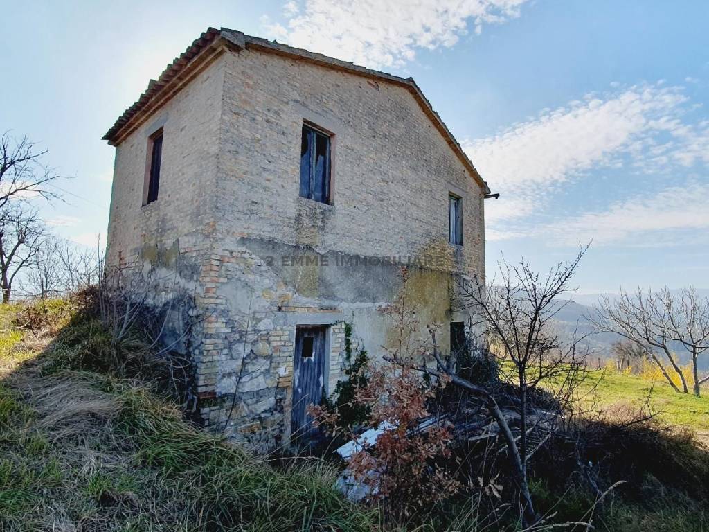 Rustico / casale a Ascoli piceno in STRADA PER ROSARA - Foto 3
