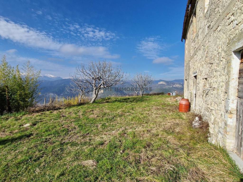 Rustico / casale a Ascoli piceno in STRADA PER ROSARA - Foto 5