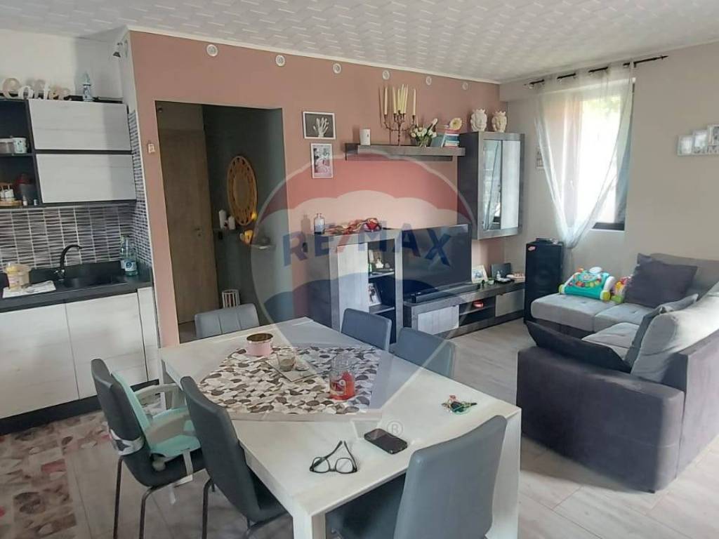Appartamento a Cittiglio in Via Valcuvia - Foto 4