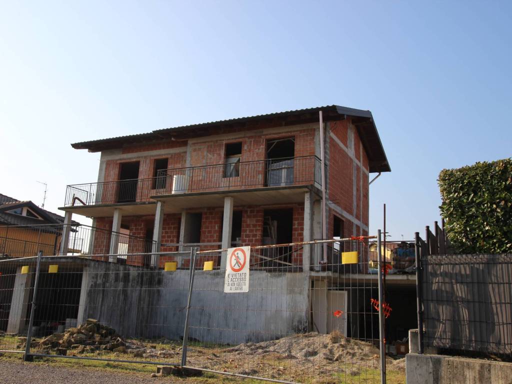 Villa a Daverio in Via Giovanni XXIII - Foto 4