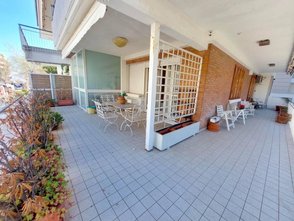 Appartamento a Riccione in Viale Ruggero Leoncavallo - Foto 2