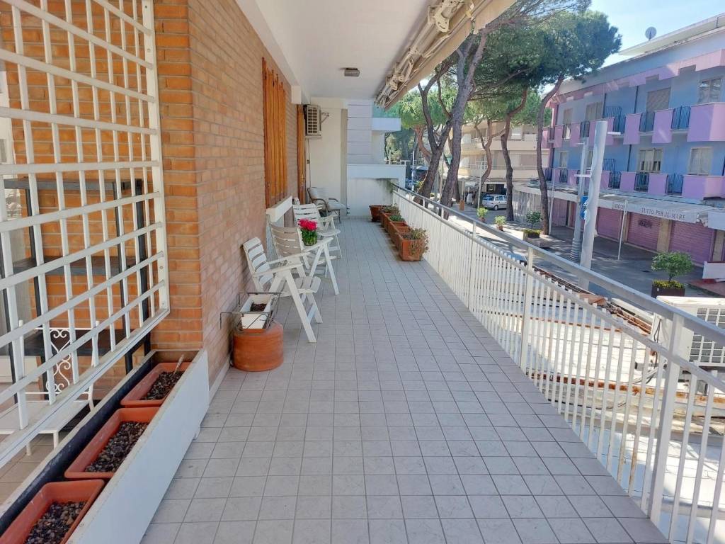 Appartamento a Riccione in Viale Ruggero Leoncavallo - Foto 4