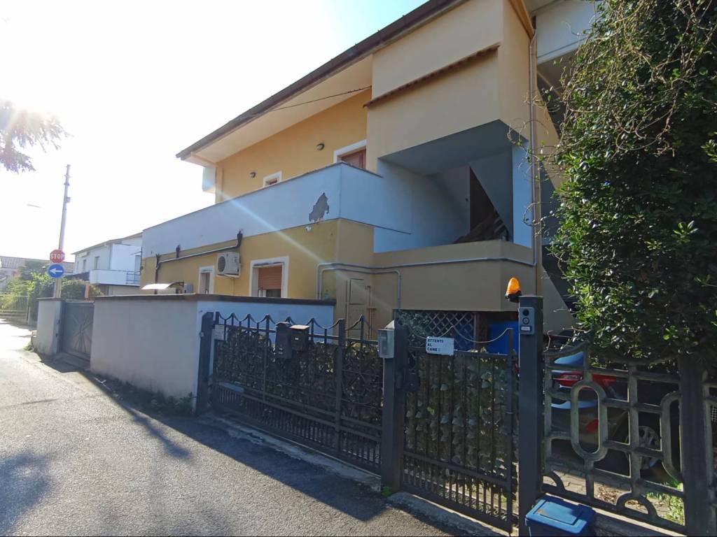 Attico / mansarda a Pescara in Via Aso, 1 - Foto 3