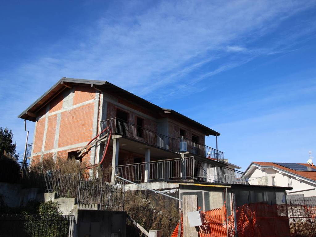 Villa a Daverio in Via Giovanni XXIII - Foto 3
