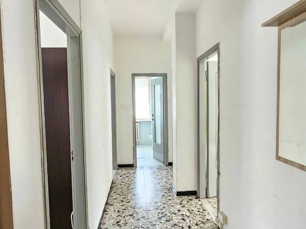 Appartamento a Casale monferrato in Via Giulio Monteverde, 5 - Foto 2