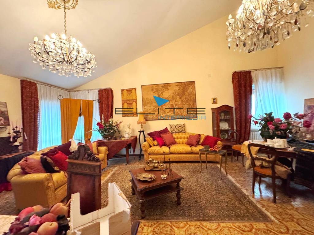 Villa a Pescara in Strada Colle Scorrano, 24 - Foto 3