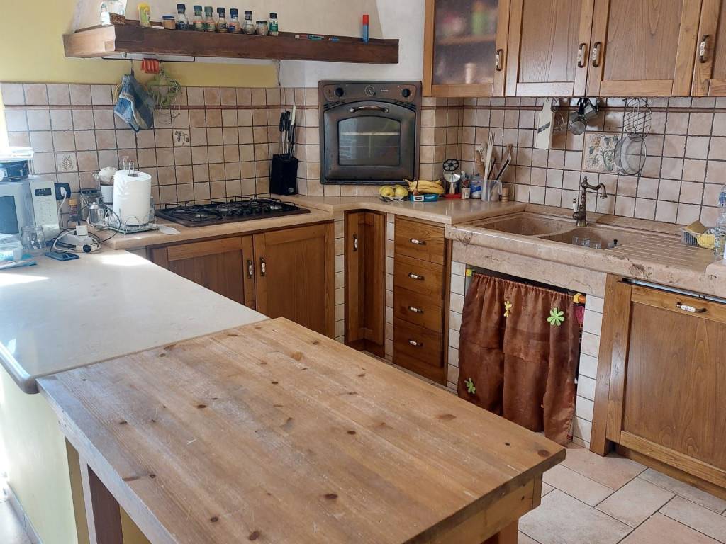 Appartamento a Carsoli in Via dei Marsi, 30 - Foto 4
