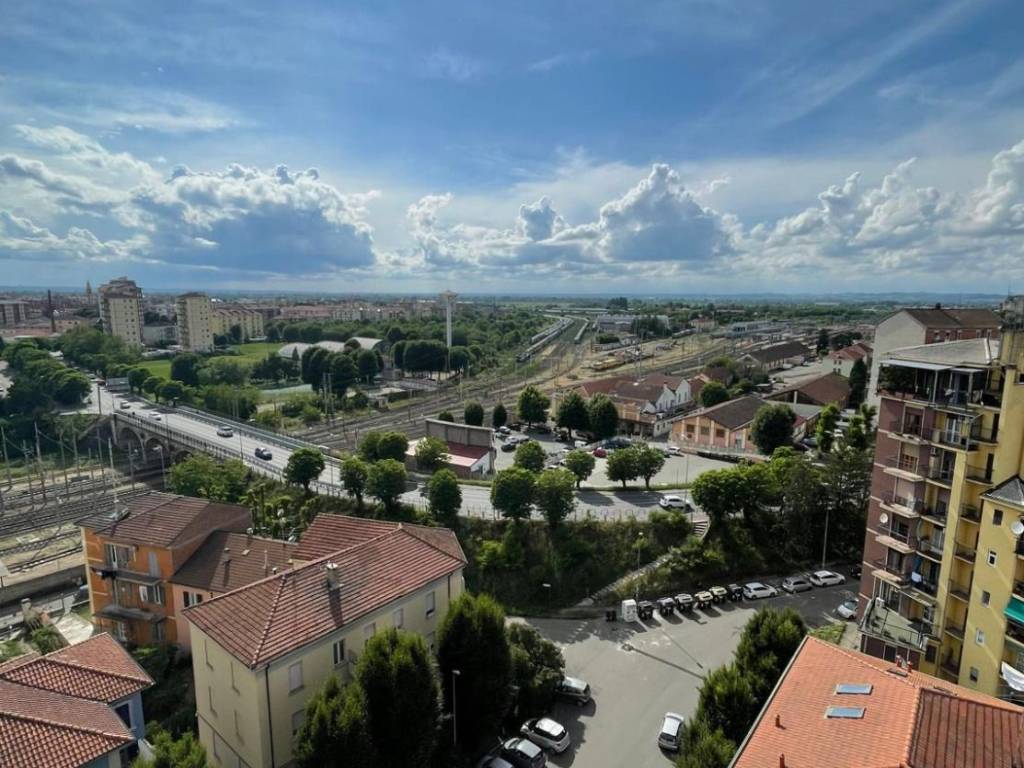 Appartamento a Alessandria in Viale Medaglie d'Oro, 14 - Foto 3